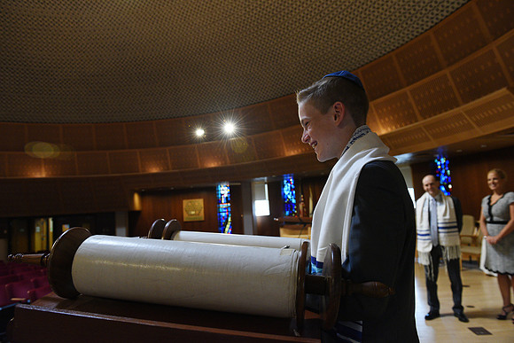 Temple Mainline Reform Christine Foster photo