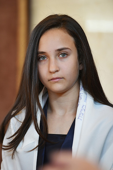 Candid Child Photography, Temple Brith Achim, Philadelphia Mitzvah, Christine Foster photo