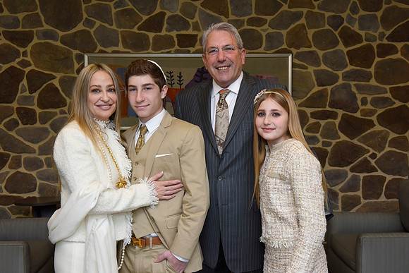 Family Photo, Portrait photography by Christine Foster photo